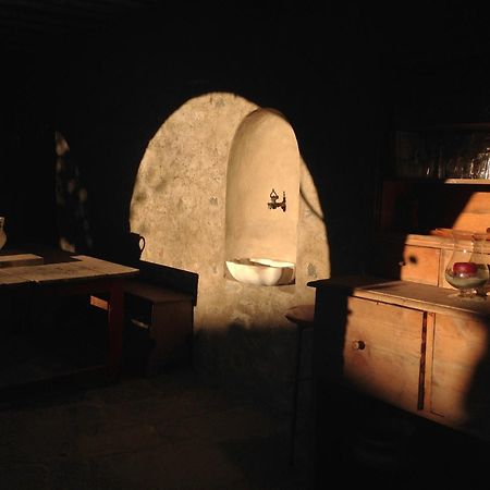 Вілла Piano Nobile Al Roseto Del Drago San Bernardo  Екстер'єр фото