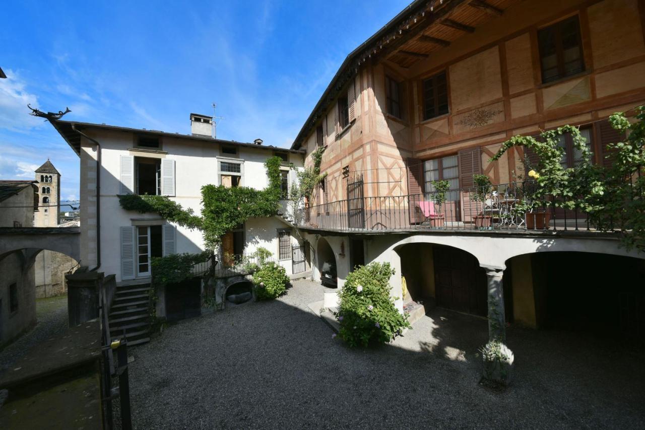 Вілла Piano Nobile Al Roseto Del Drago San Bernardo  Екстер'єр фото