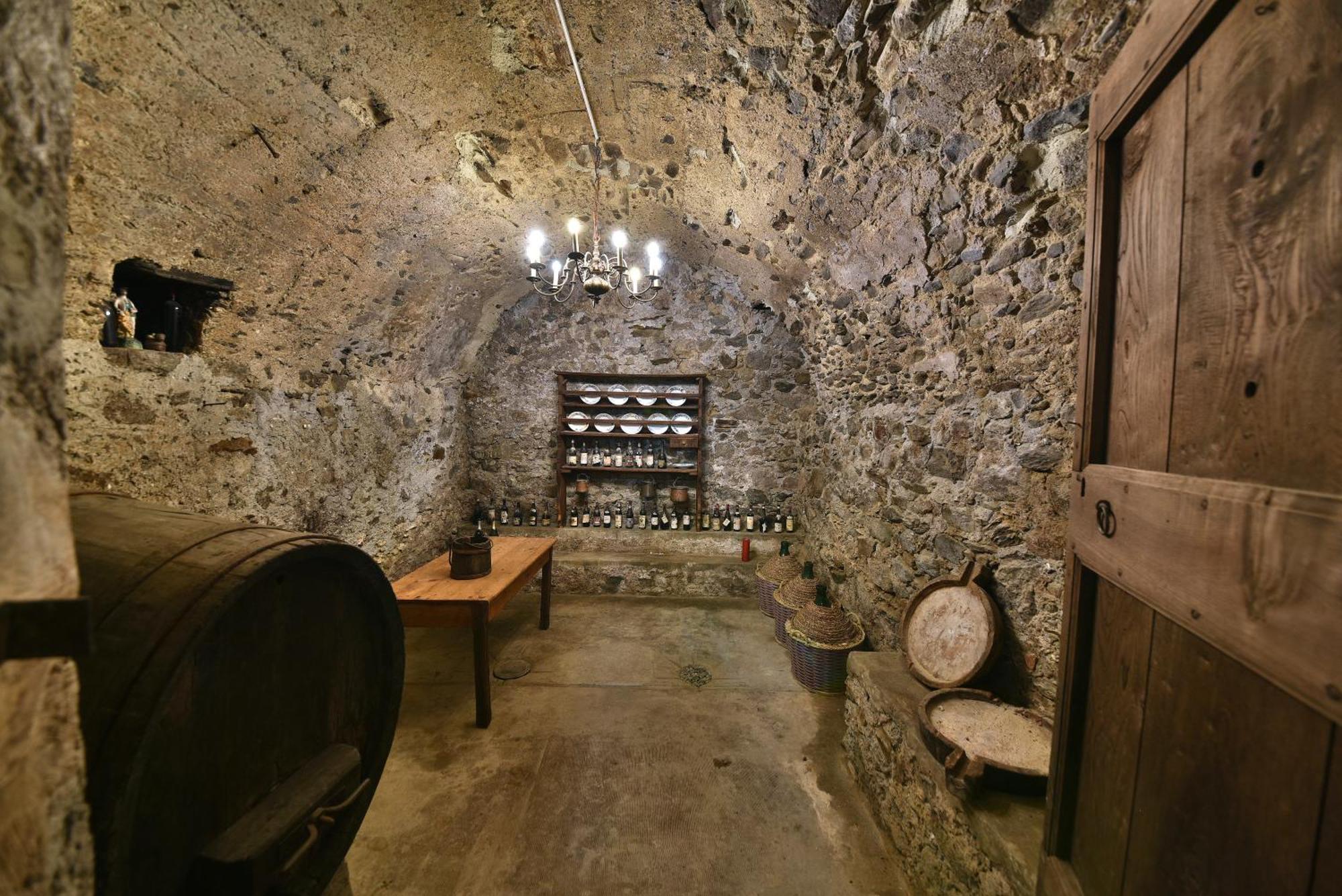 Вілла Piano Nobile Al Roseto Del Drago San Bernardo  Екстер'єр фото