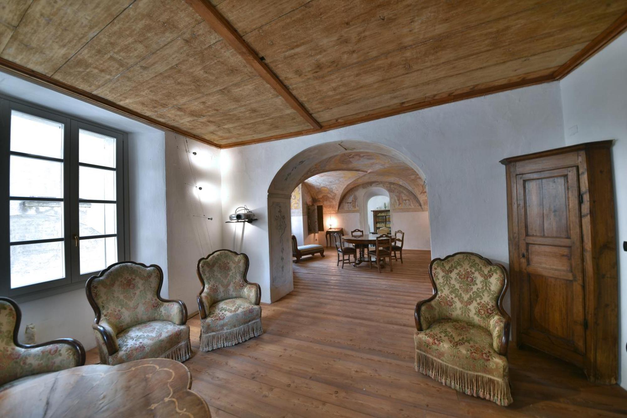 Вілла Piano Nobile Al Roseto Del Drago San Bernardo  Екстер'єр фото